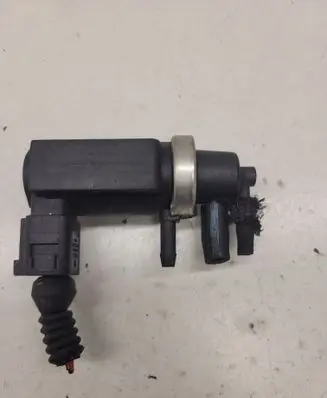 Audi A8 S8 D3 4E Turbo solenoid valve 4E0906628