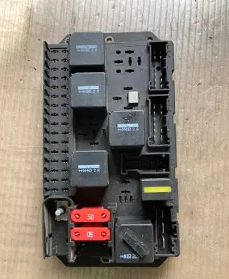 Land Rover Range Rover L322 Fuse module YQE500290 518838206