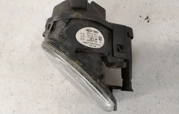 Audi Q7 4L Front fog light 8P0941699A