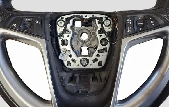 Opel Insignia A Steering wheel 13294294