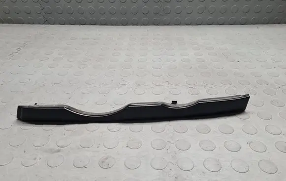 BMW X5 E53 Under headlight/headlamp trim 8402647
