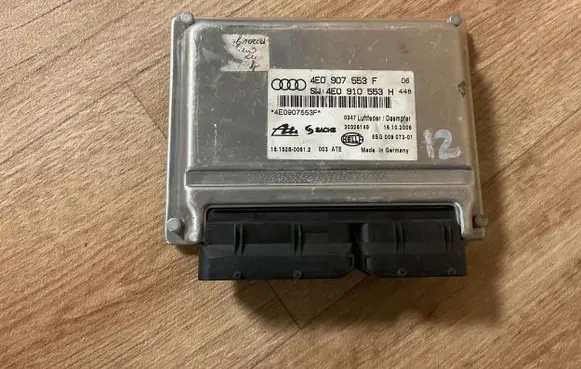Audi A8 S8 D3 4E Suspension control unit/module 4E0907553F 4E0910553H
