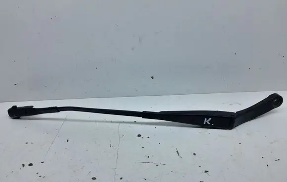 Audi A3 S3 8V Front wiper blade arm 3392126112 8V1955407