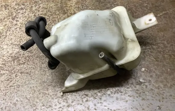 Hyundai Grandeur Coolant expansion tank/reservoir 25430