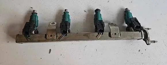Hyundai i20 (PB PBT) Fuel injectors set 