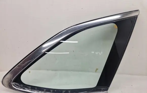 Subaru Outback (BS) Rear side window
