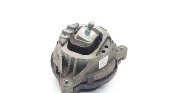 BMW 1 F20 F21 Engine mount bracket 6787658
