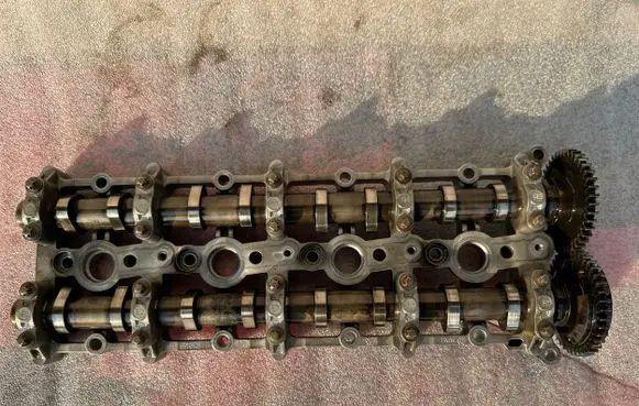 BMW 5 F10 F11 Camshaft 8570145 11318570145