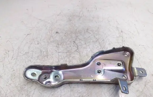 Mercedes-Benz GLA W156 Engine mounting bracket A6510901041