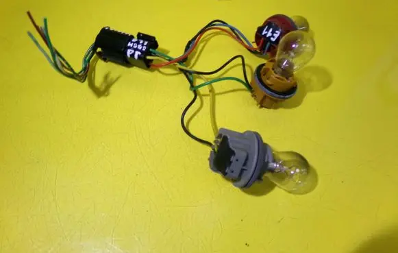 Toyota Corolla E110 Tail light bulb cover holder 