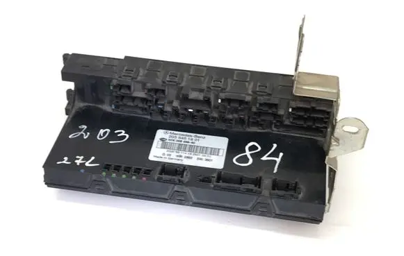 Mercedes-Benz C AMG W203 Comfort/convenience module 2035451801 5DK00848640
