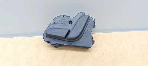 Mercedes-Benz C W204 Seat control switch A2048709010