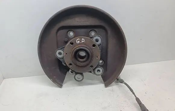 Citroen DS5 Rear wheel hub 9670245780