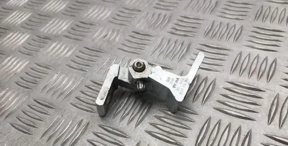 Volkswagen Tiguan Front door upper hinge 5N0831402A