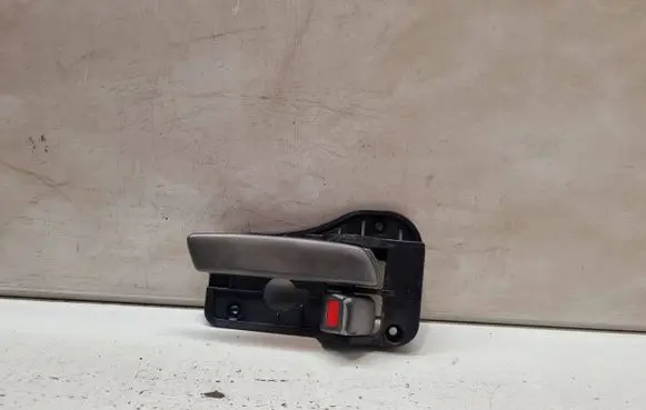 KIA Carens II Front door interior handle