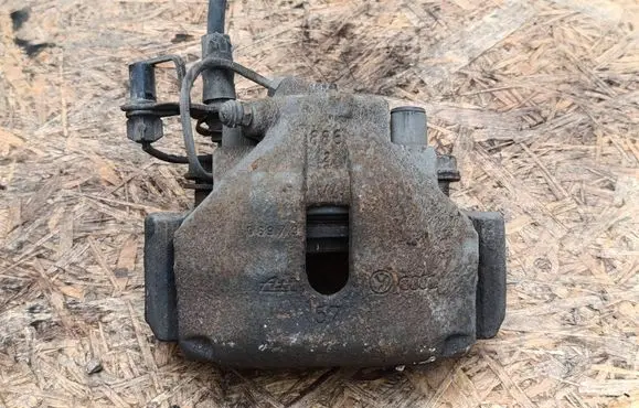 Seat Exeo (3R) Front brake caliper