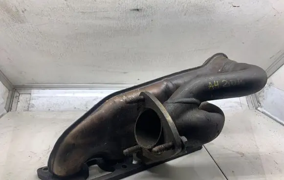 Audi A4 S4 B6 8E 8H Exhaust manifold 06B253031P