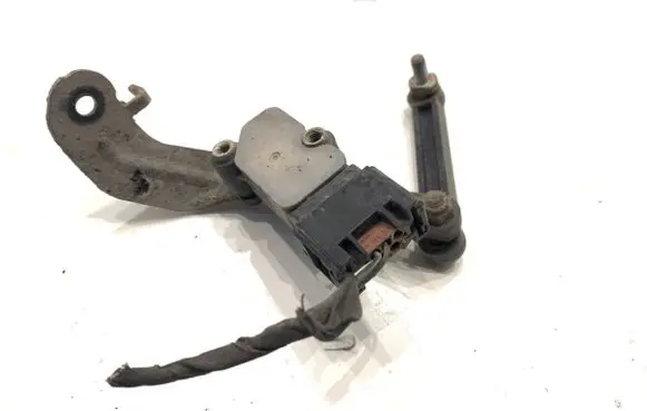 BMW X6 F16 Headlight/headlamp level sensor 6867646