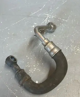 Audi A6 S6 C5 4B Turbo turbocharger oiling pipe/hose 06B121497C