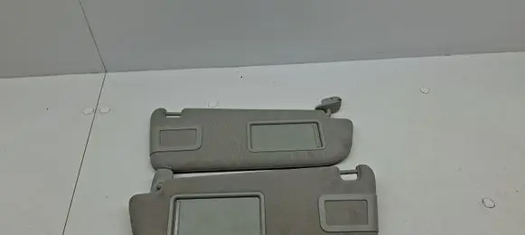 Sun visor