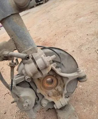 Nissan Qashqai Front wheel hub spindle knuckle