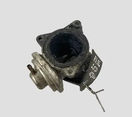 Audi A3 S3 8P EGR valve 038129637D