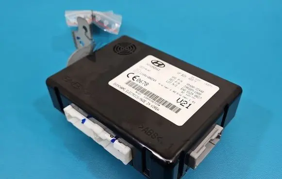 Hyundai i40 Central body control module 954003Z440 IMPRK1600188