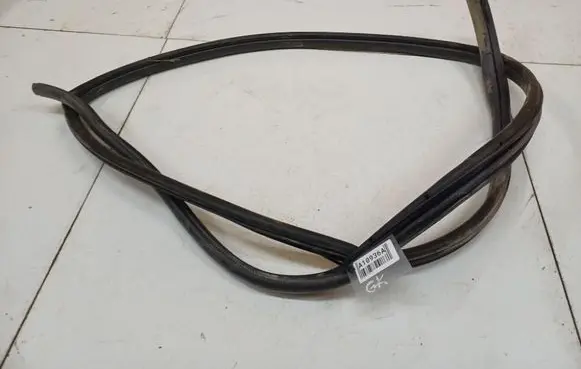 Mazda Premacy Rubber seal rear door 