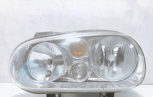 Volkswagen Golf IV Headlight/headlamp 1j1941015c
