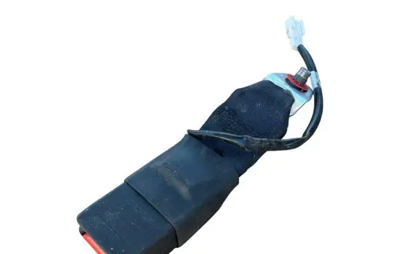 Nissan Pulsar Rear seatbelt buckle 888423ZL0A