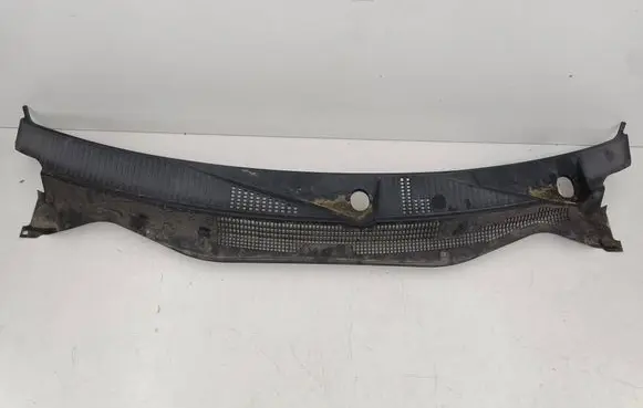 Dodge Caliber Wiper trim 05303815AE