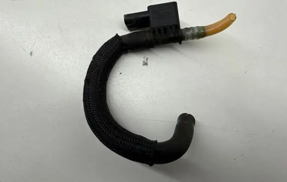 BMW 3 E46 Fuel line pipe 7802243