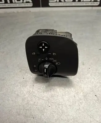 Mercedes-Benz C W203 Light switch A2035451004 04058535