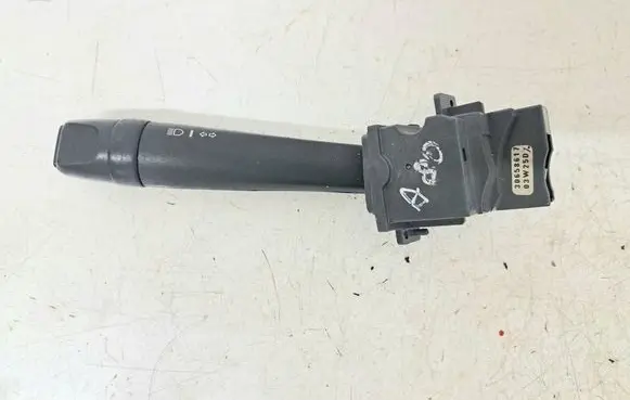 Volvo S60 Indicator stalk 30658617