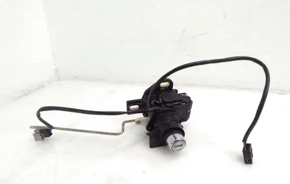Mercedes-Benz E W124 Tailgate/trunk/boot lock/catch/latch