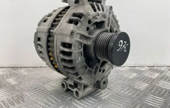 BMW 3 E90 E91 Generator/alternator 7558220 12317558220