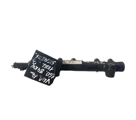 Volvo V40 Fuel main line pipe 9685297580 141275164 28497Z01