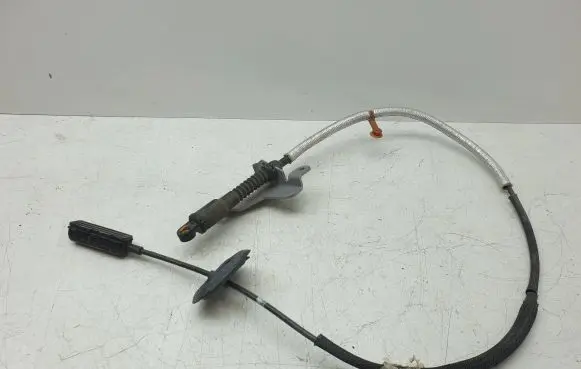 Gear shift cable linkage