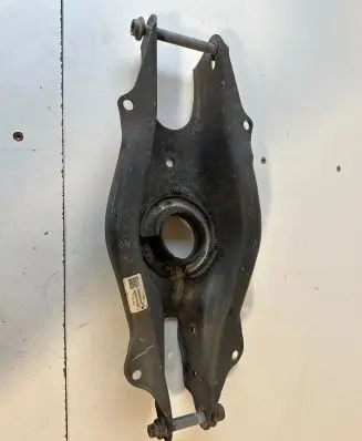 Mercedes-Benz C W205 Rear upper control arm/wishbone A2053522000 102018