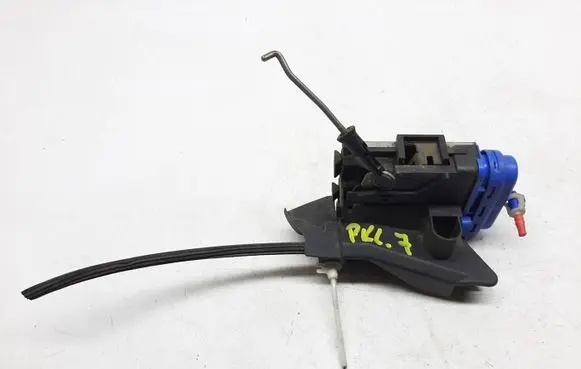 Audi A8 S8 D2 4D Rear door lock 4D0839015D