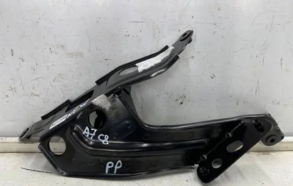 Audi A7 S7 4K8 Fender mounting bracket 4k8821158b