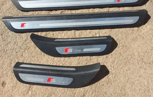 Audi Q5 SQ5 sill trim set (inner) 8R0853376F 8R0853373F