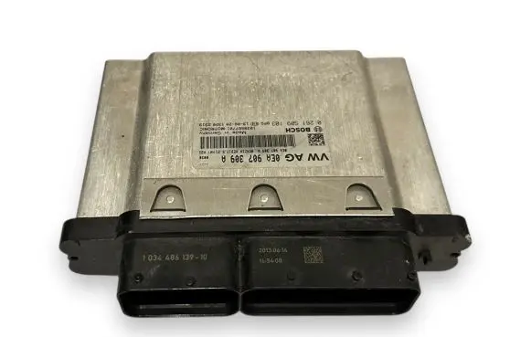 Volkswagen Golf VII Engine control unit/module 0EA907309A 0261S09103