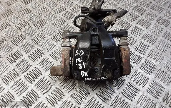 Rear brake caliper