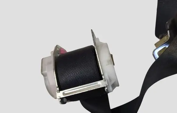 Toyota Yaris Verso Rear seatbelt 733600D011