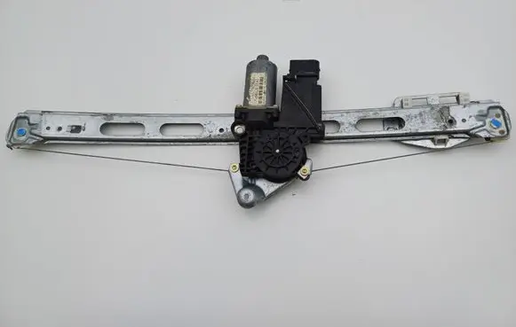 Mercedes-Benz A W168 Front door window regulator with motor 0130821698 1688201042