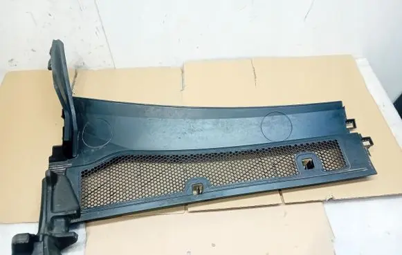 Opel Mokka X Wiper trim 9820794480