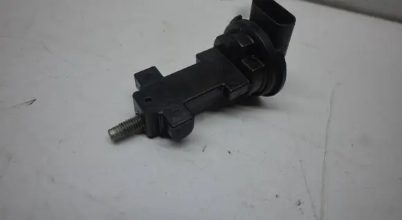 Chrysler Town u0026 Country V Camshaft position sensor 25073221004