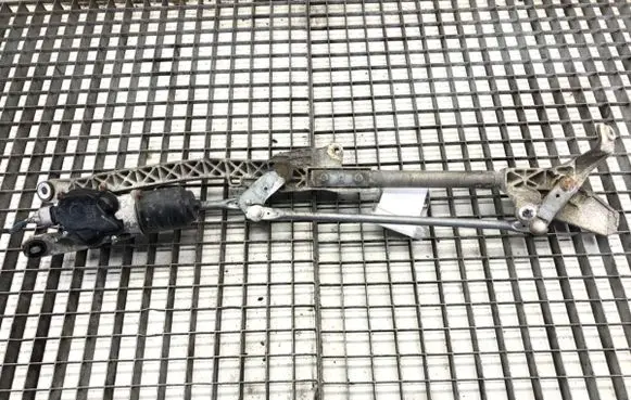 Front wiper linkage and motor