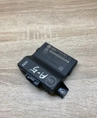 Audi A5 8T 8F Gateway control module 8T0907468R 8T0907468H